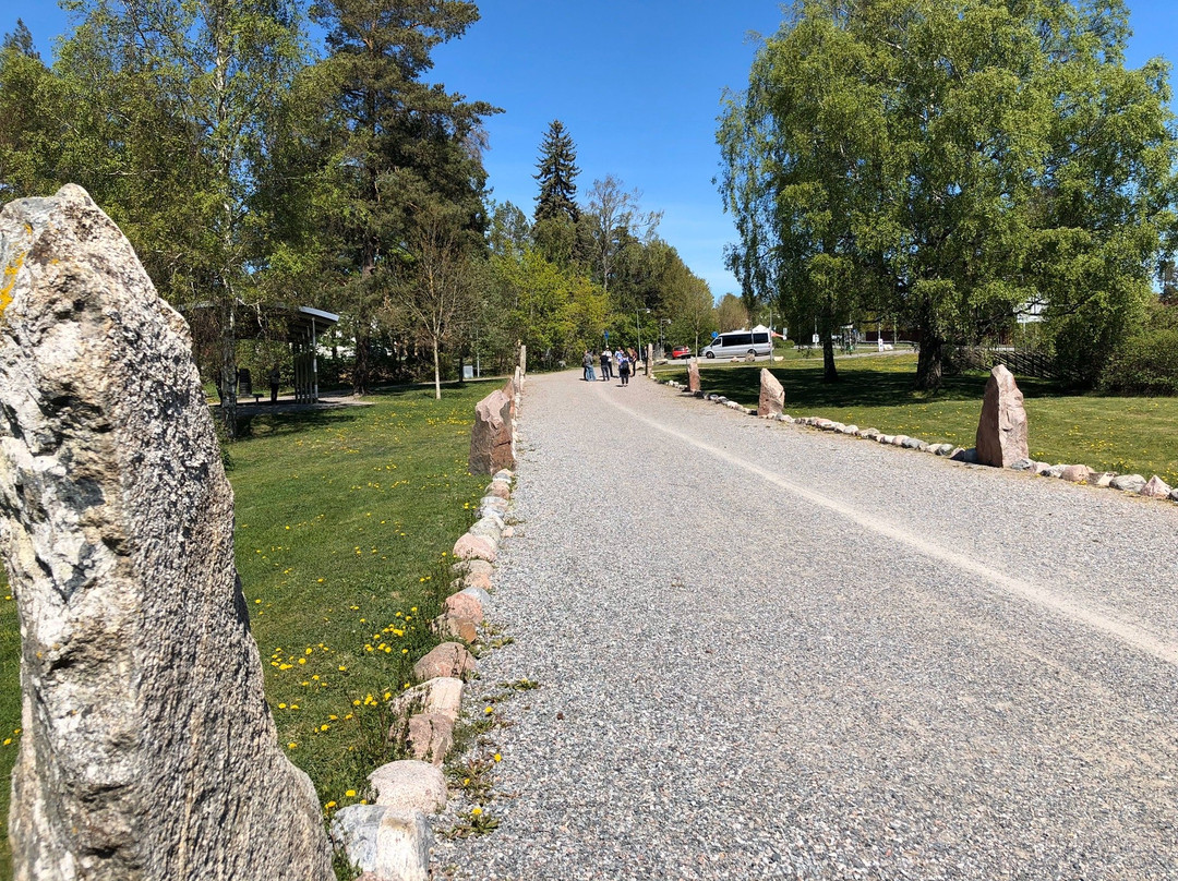Jarlabanke Runestones-塔比必去景点