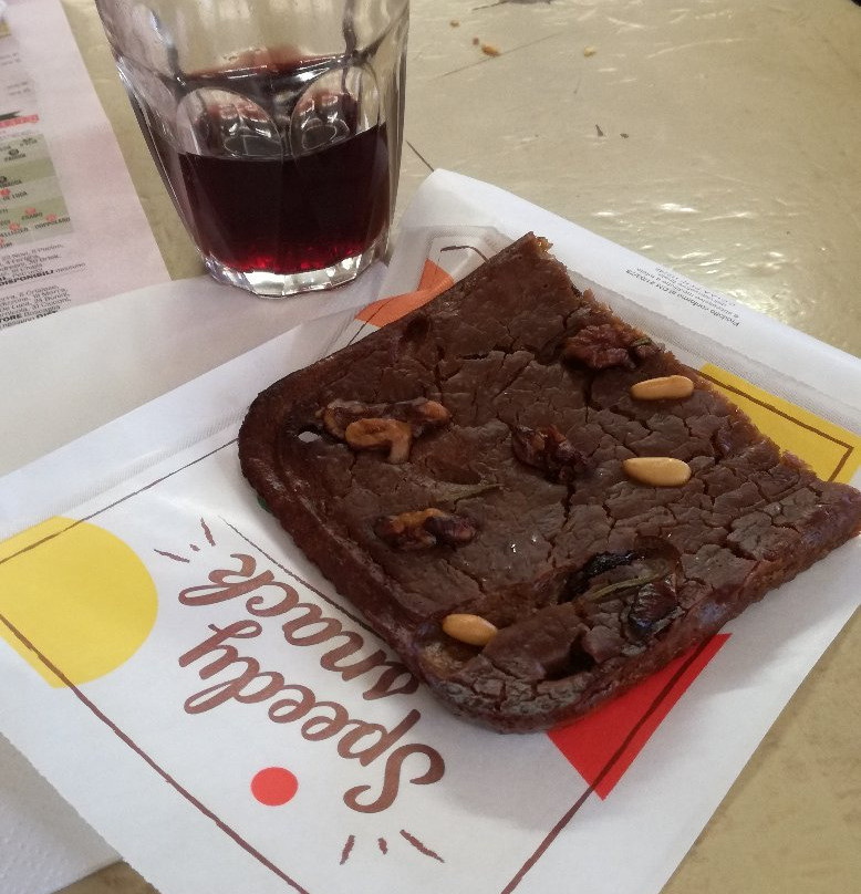 Bar Alimentari LA CHIUSA-卡伦扎诺必去景点