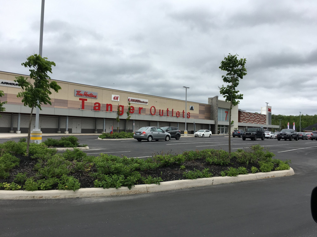Tanger Outlets - Cookstown景点图片