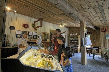 Saint-Joseph-du-Lac旅游景点-Les Fromages Du Verger