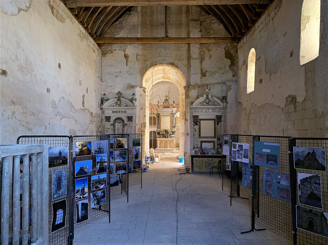 Eglise Notre-Dame de Chasseignes-Mouterre-Silly必去景点
