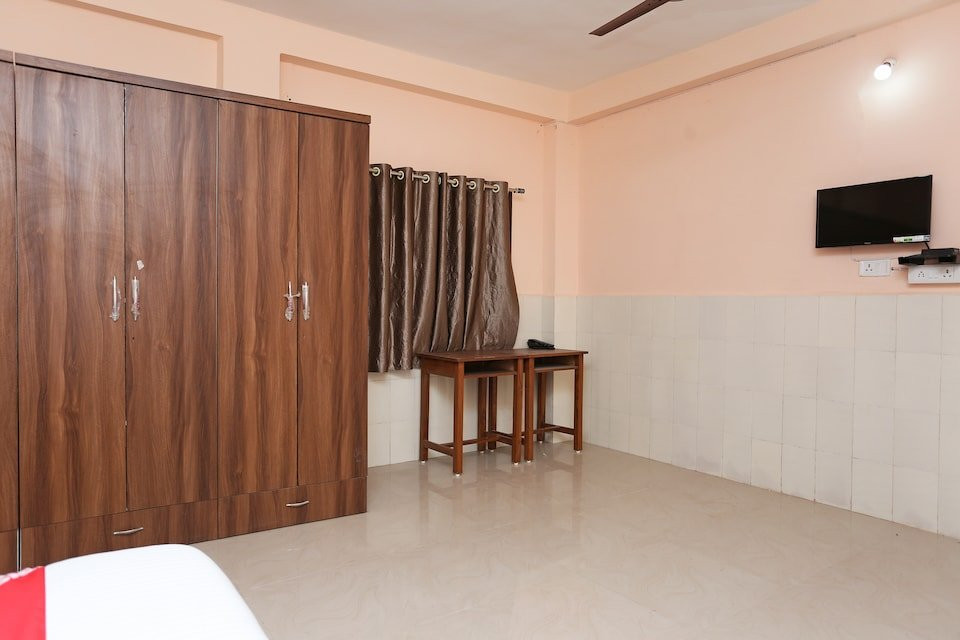 OYO 28290 Hotel Royal Palm主图