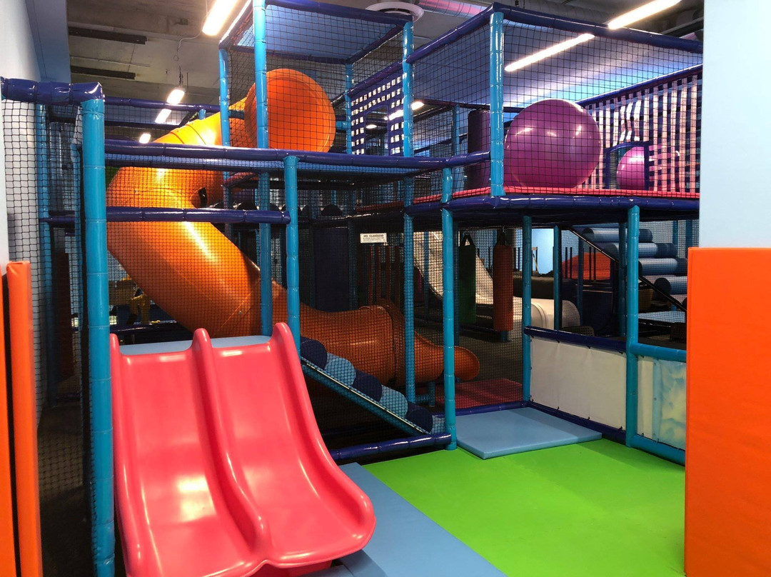 Ice Patch Hollow Indoor Playground景点图片