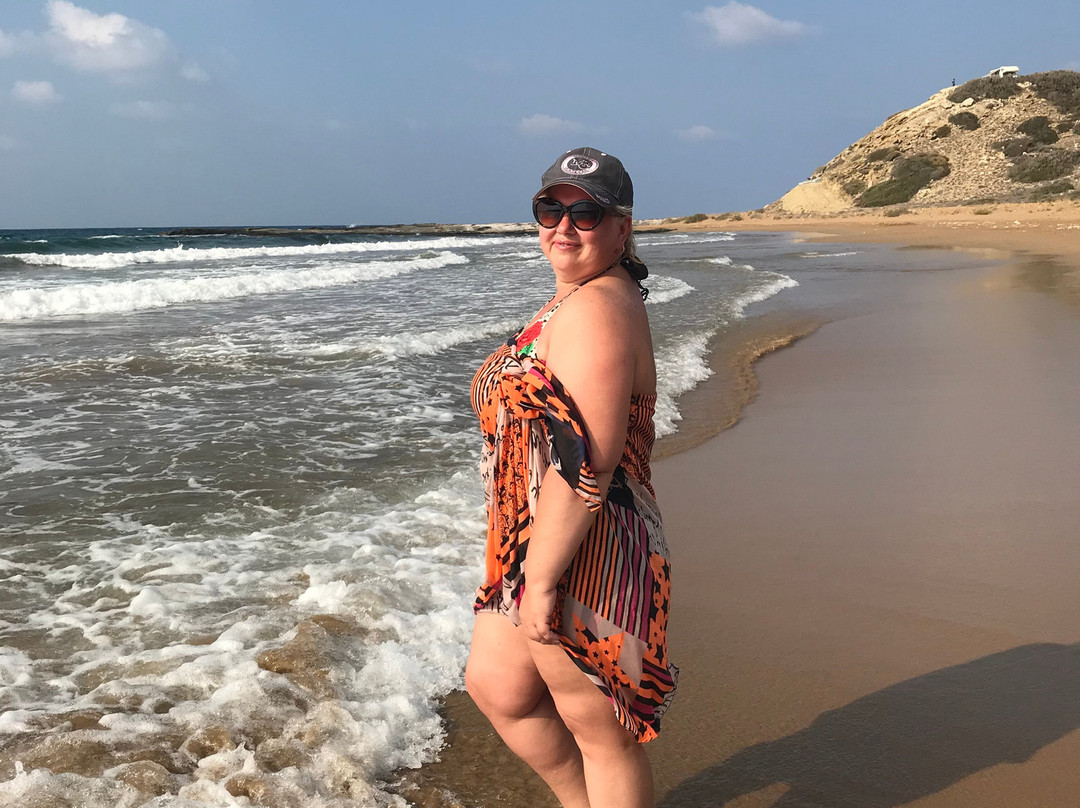 Kaplica on a Sandy Beach主图