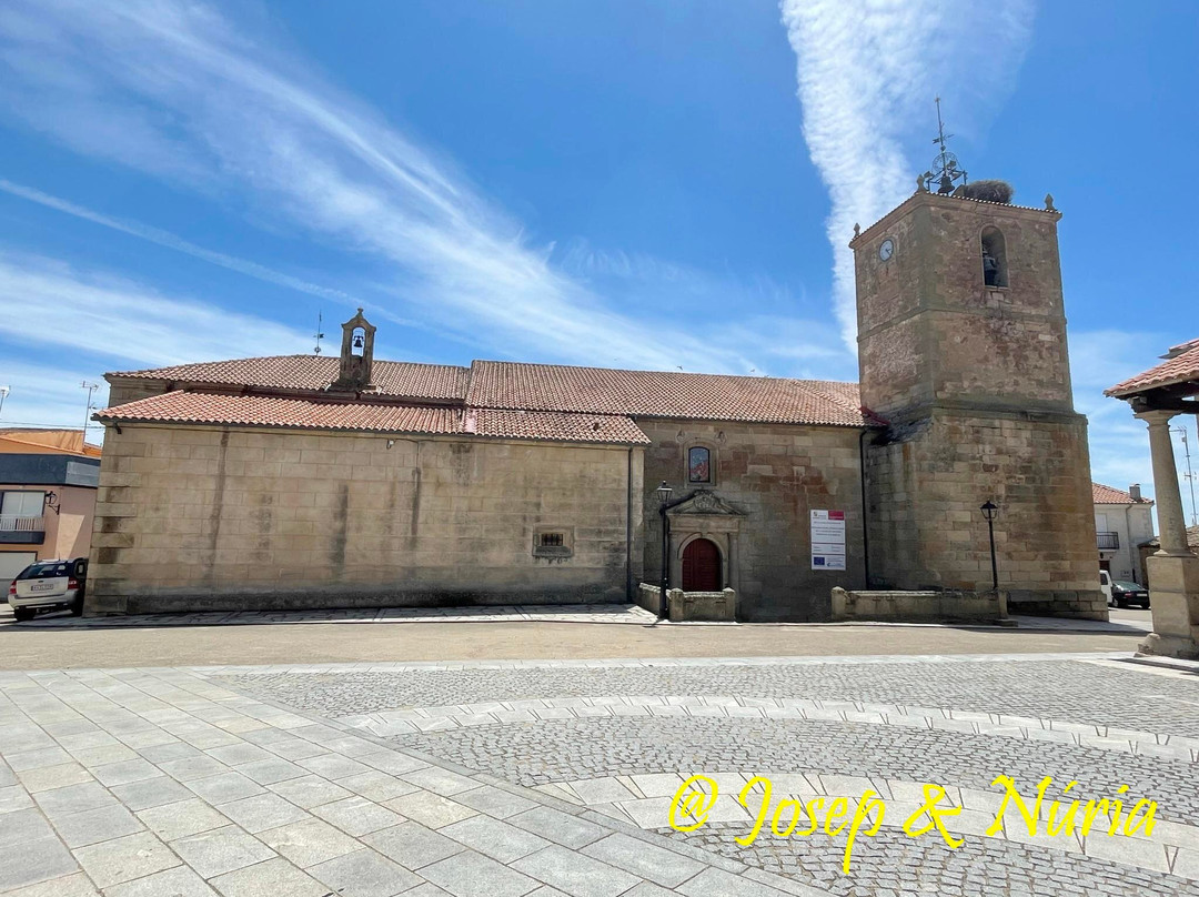 Iglesia Parroquial De Santiago Apóstol景点图片