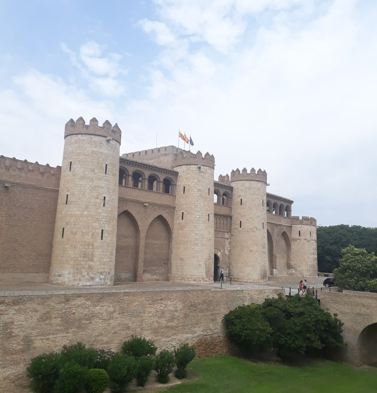 Castillo de Alfajarin景点图片