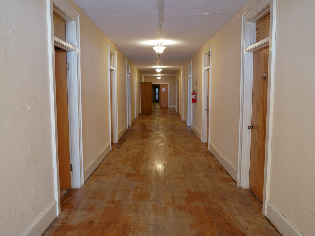 Gooding University Inn & Resort主图