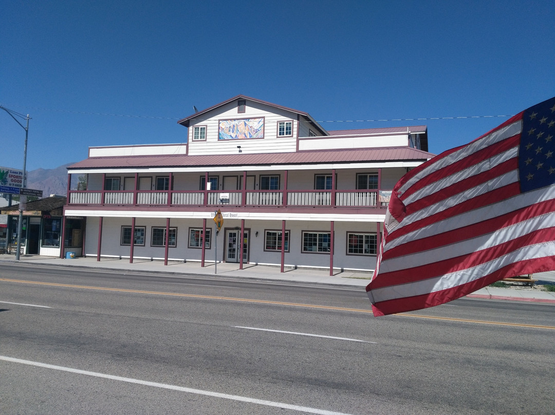 Whitney Portal Hotel and Hostel