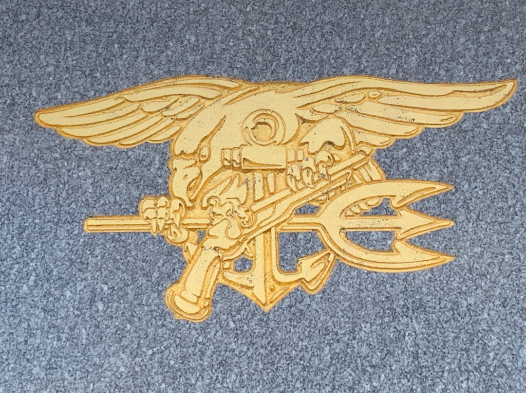 Navy Seal Monument-弗吉尼亚海滩必去景点