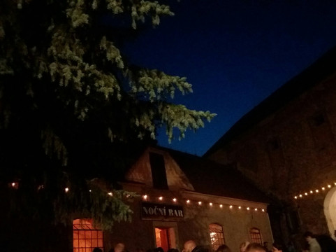 Letní scéna Tvrz Divice-Vinarice必去景点