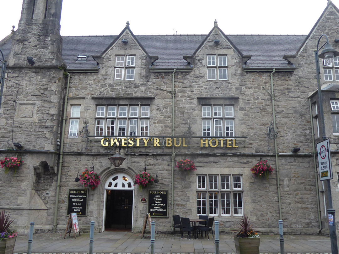 The Bull Hotel主图