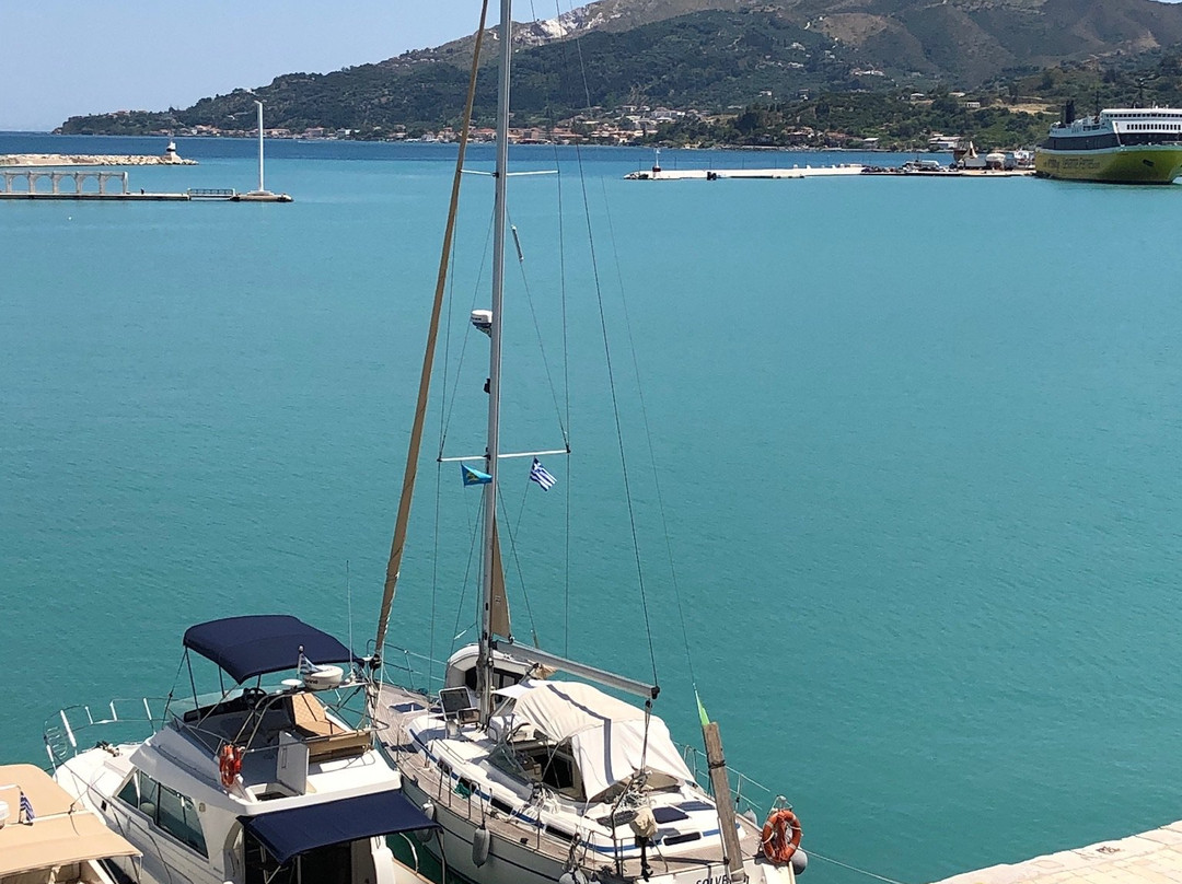 斯特拉达滨海酒店主图