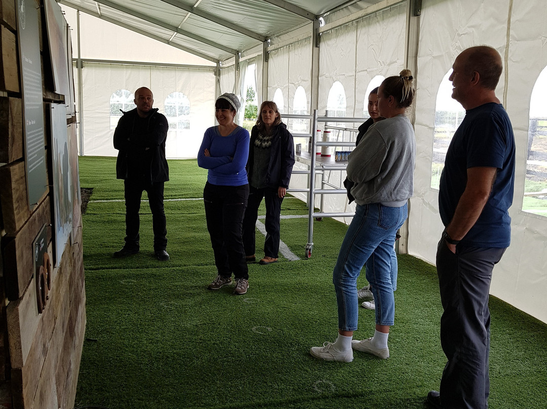 Heimavöllur Hestsins-霍尔斯沃德吕尔镇必去景点