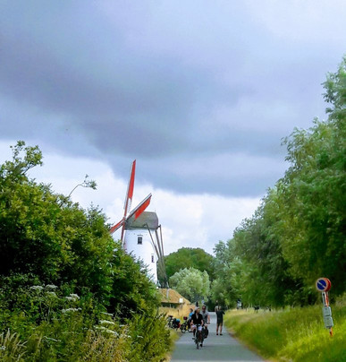 ToursByLocals-布鲁塞尔必去景点
