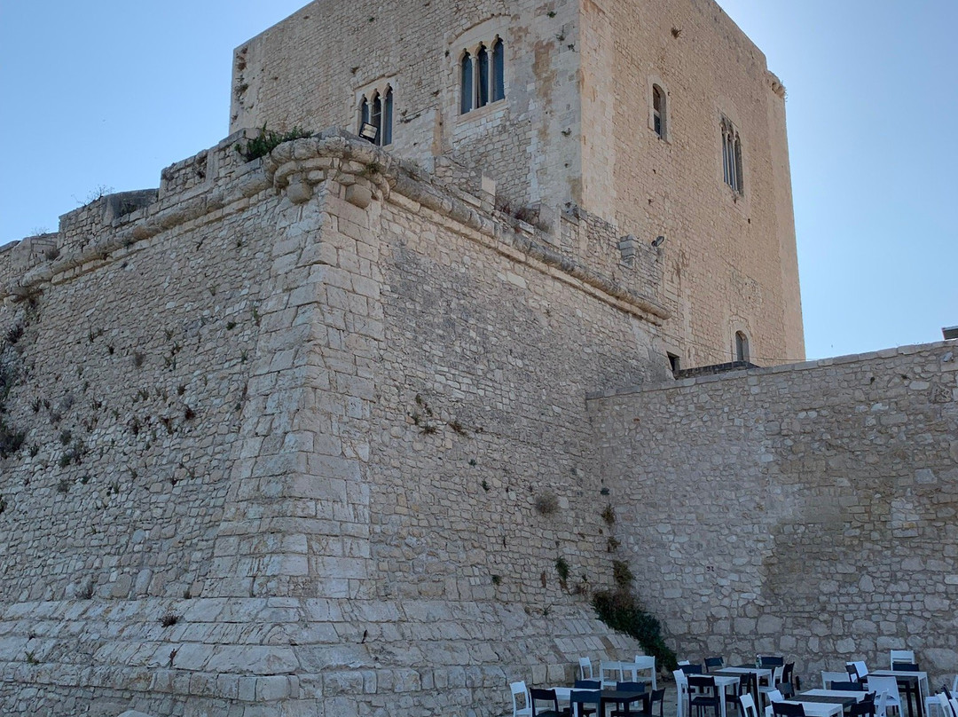 Torre Cabrera景点图片
