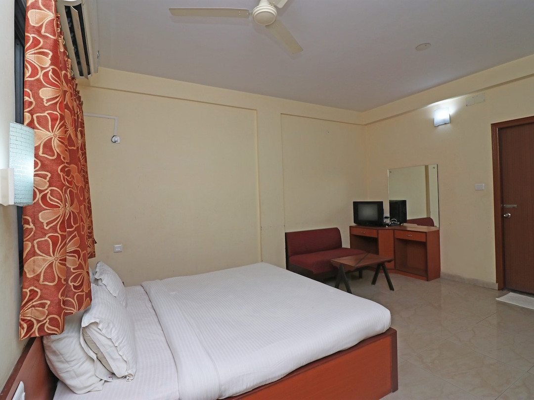 SPOT ON 36099 United-21 Beach View主图