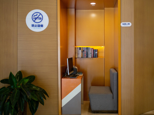 洛阳西苑智选假日酒店主图