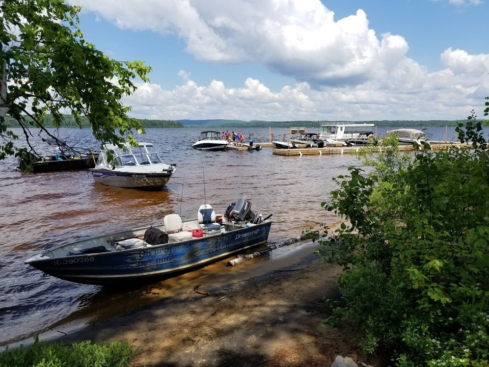 Auberge Du Lac Taureau主图