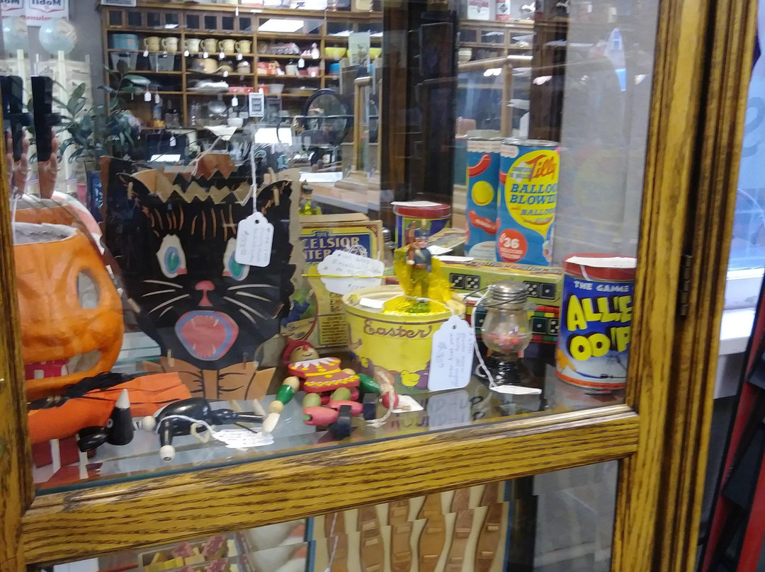 Artifacts Antiques and Art-Spearfish必去景点