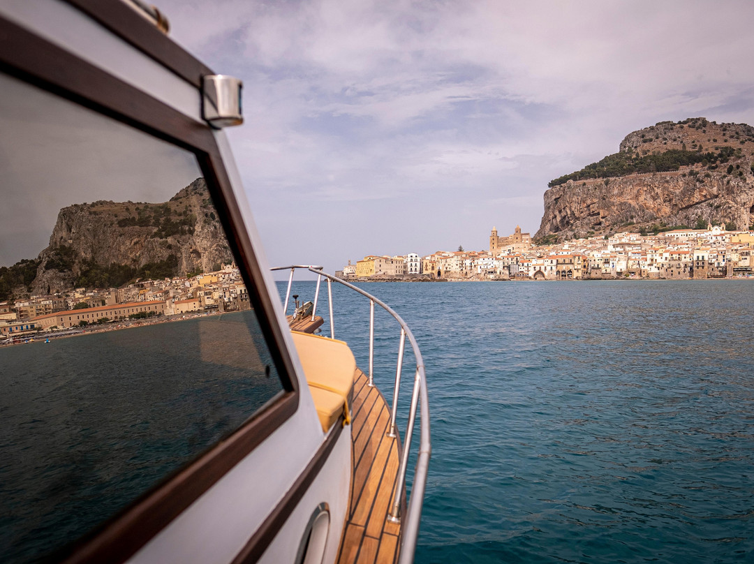 Cefalù coast to coast-切法卢必去景点