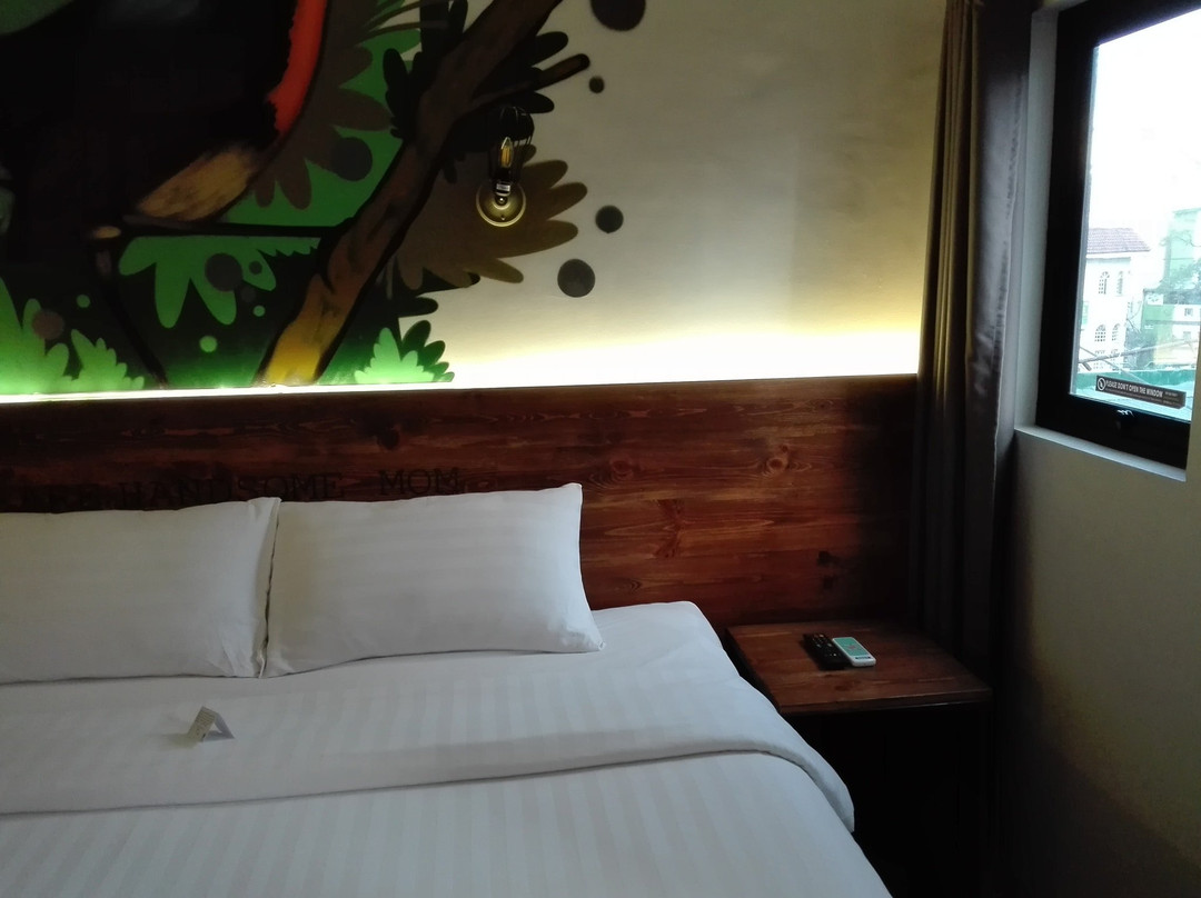 U Hotels Makati主图