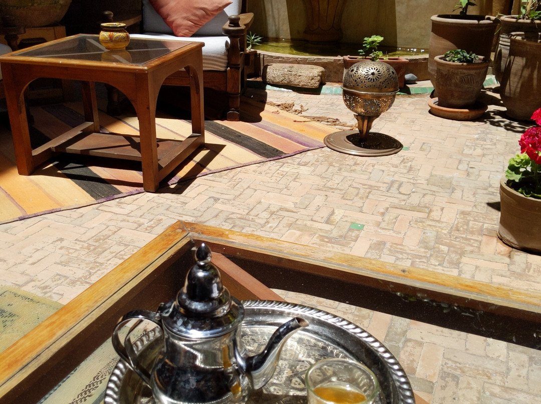 里亚德康巴莱特酒店主图