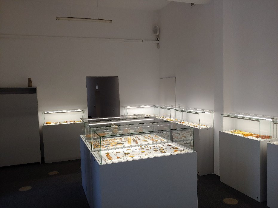 Muzeum Bursztynu-科沃布热格必去景点
