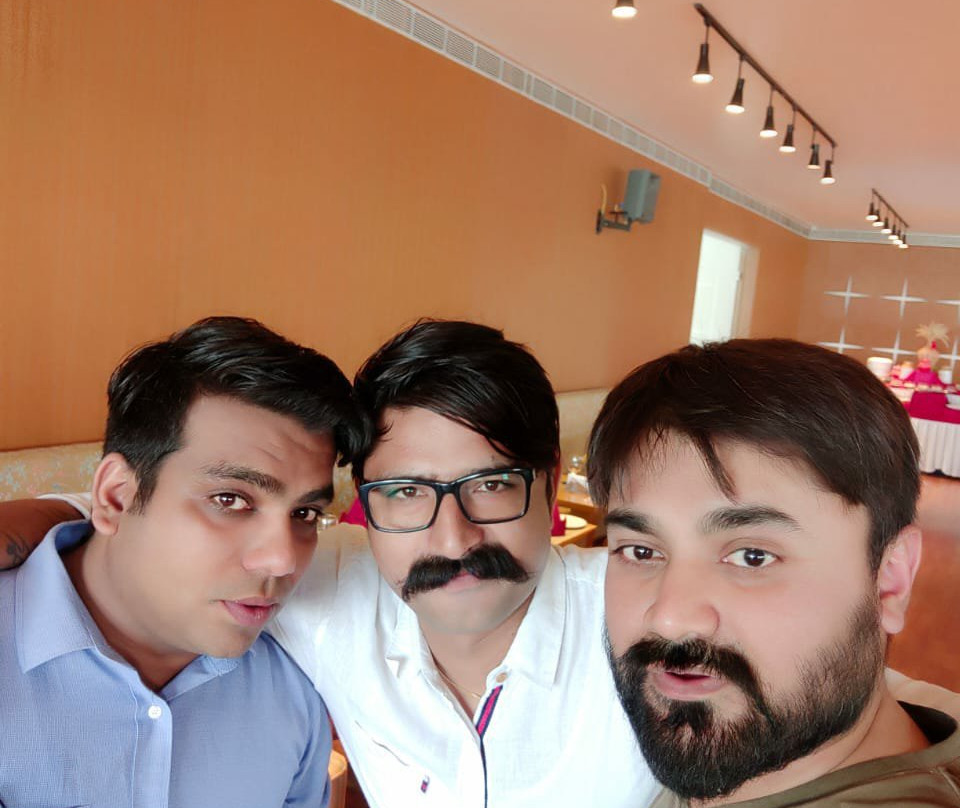 The Emerald Club主图