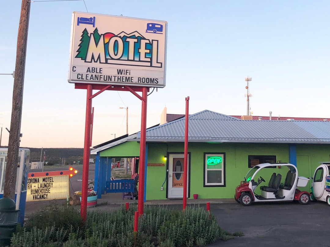Corona Motel and RV主图