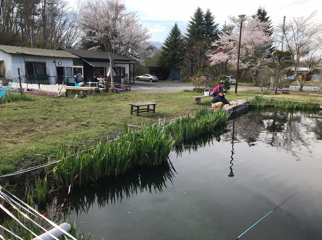 Kambara Fishing Pond景点图片