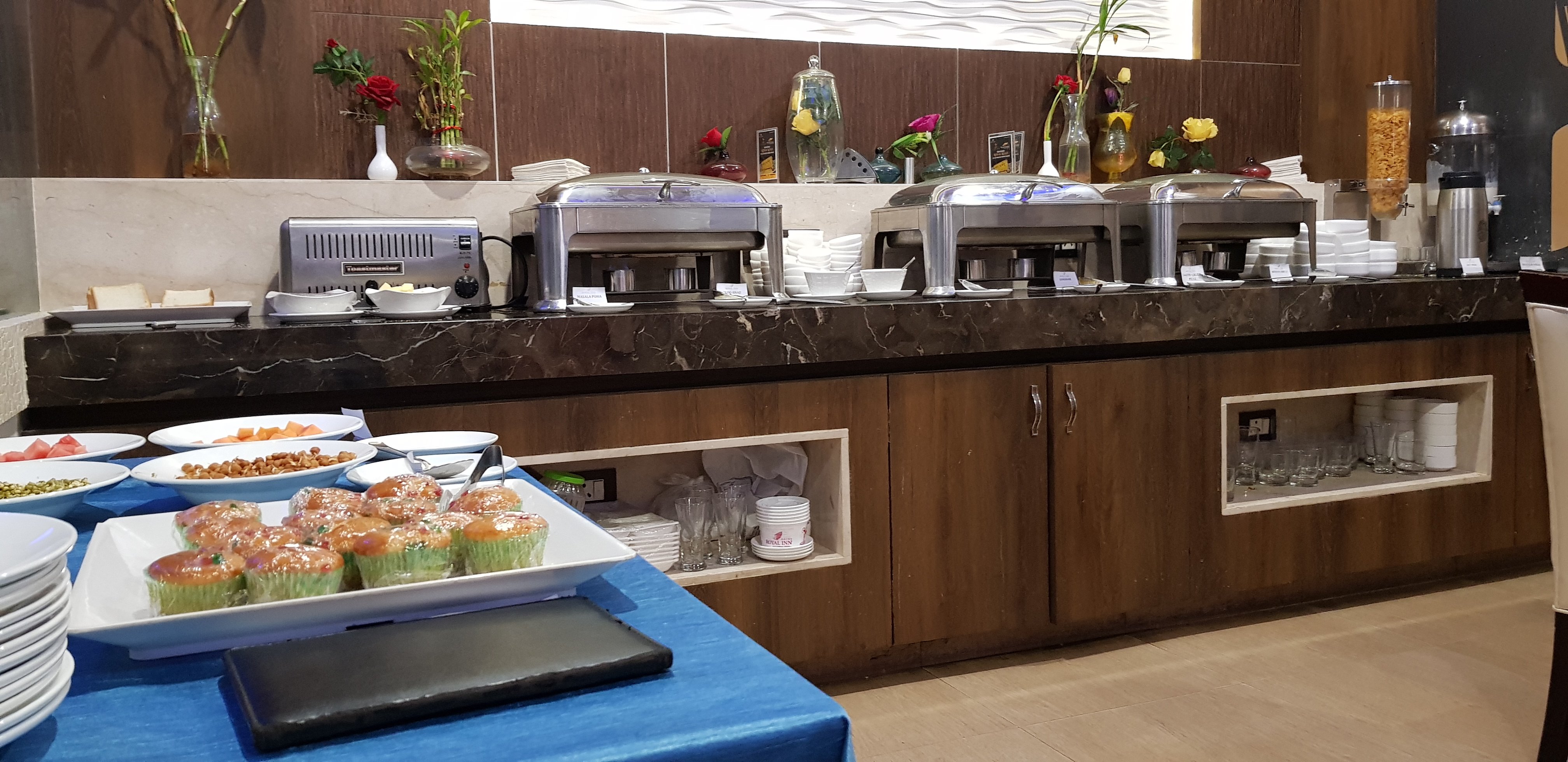 Royal Inn Hotel-餐饮