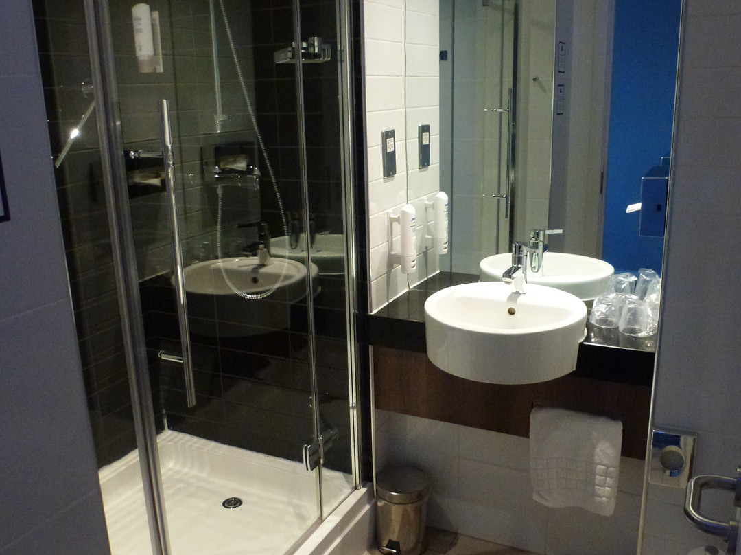 Holiday Inn Express Preston - South by IHG主图