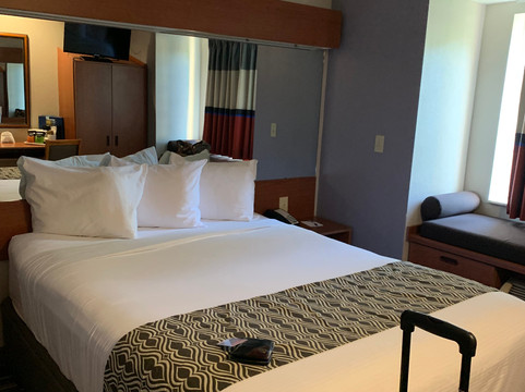 Microtel Inn & Suites By Wyndham Cherokee主图