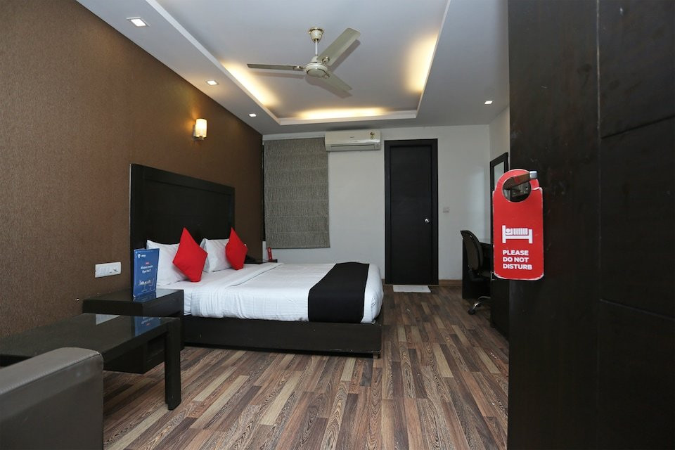 Hotel Inderlok Ananta主图