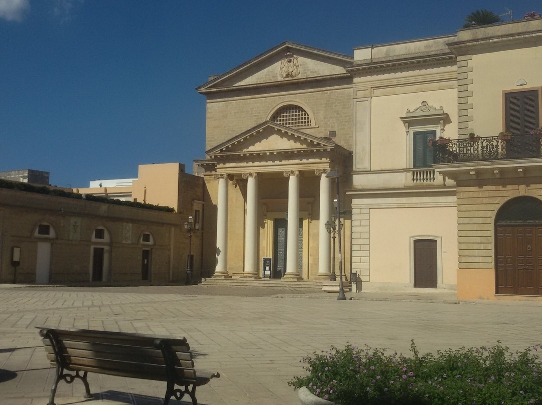 Cattedrale di Santa Maria Assunta-乌真托必去景点