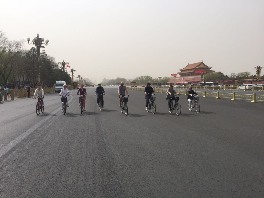Wan Lin 骑单车游京城景点图片
