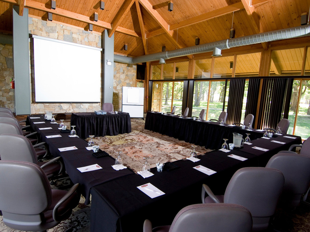 POSTOAK Lodge & Retreat主图