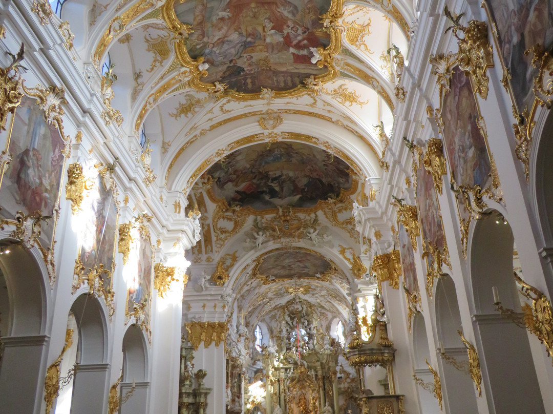 Basilica of the Nativity of Our Lady Regensburg景点图片