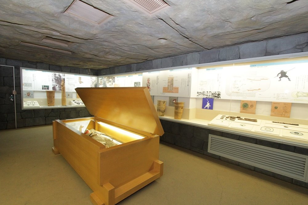 Tamagawadai Park The Ancient Tomb Exhibition Room景点图片