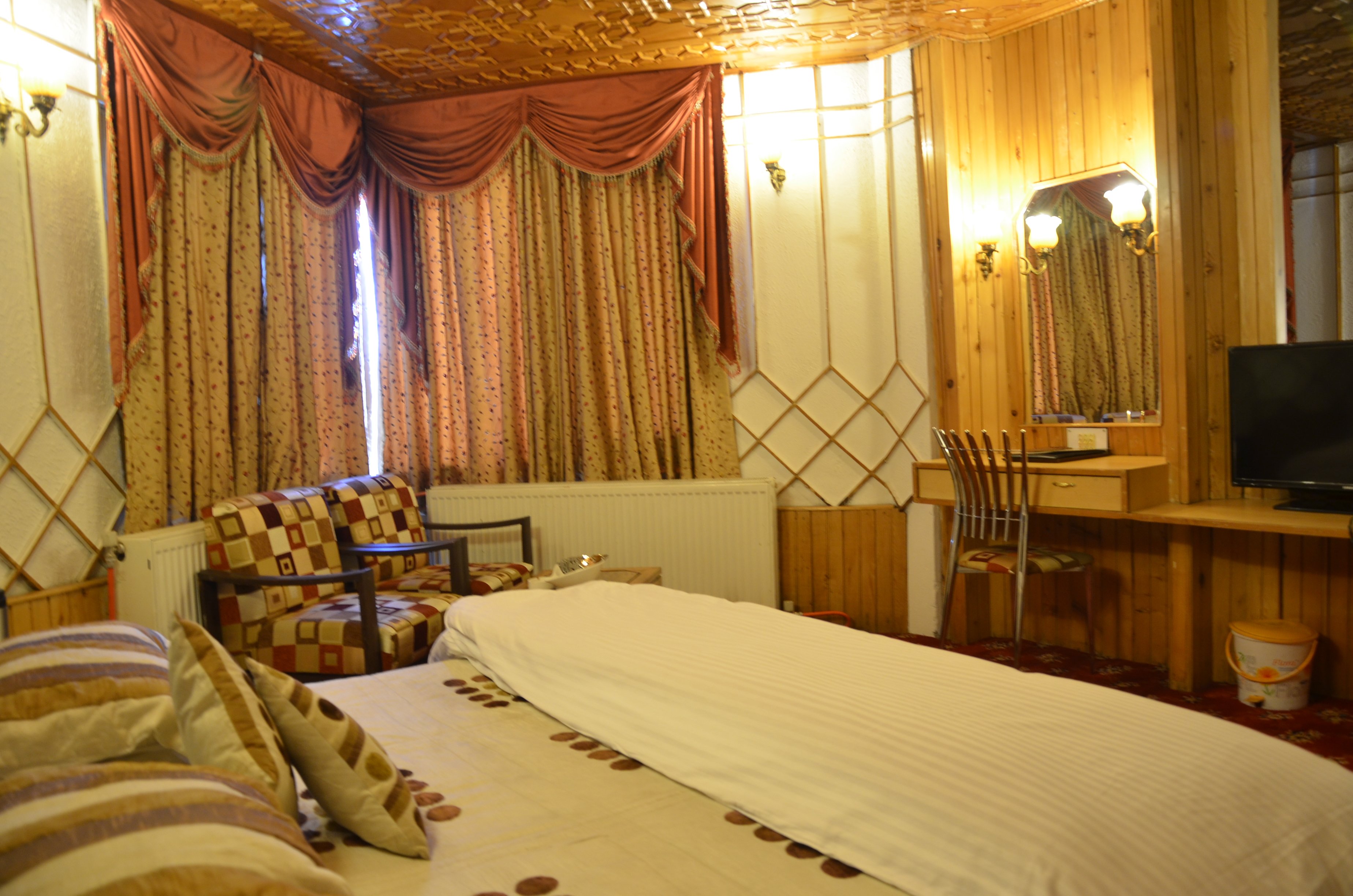 Hotel Hilltop-官方