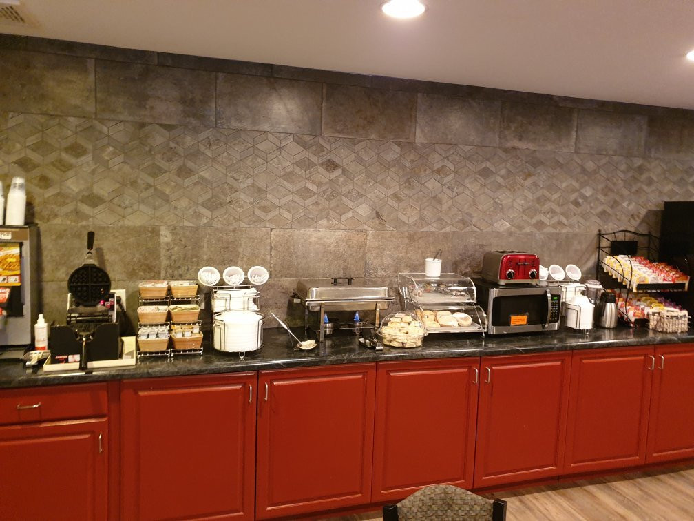 Estherville Hotel & Suites主图