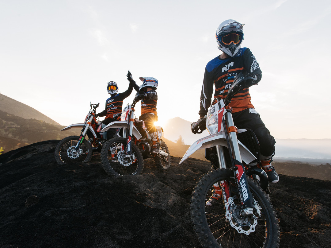 Bali Dirt Bikes-长谷必去景点