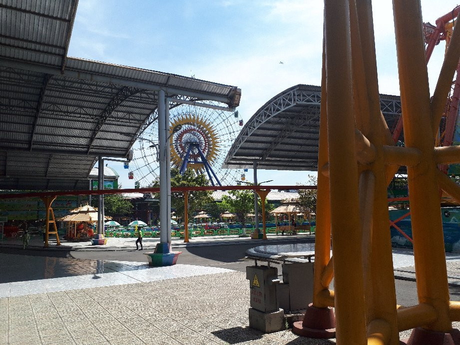Suoi Tien Theme Park景点图片