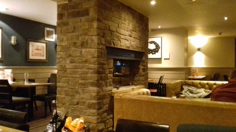 The Angel Hotel主图