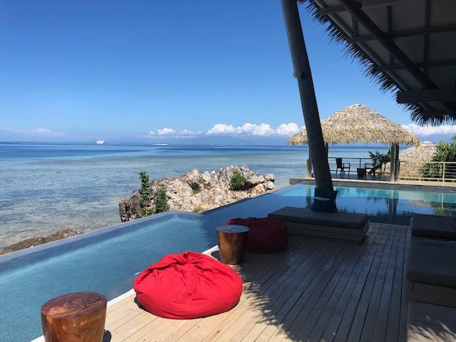 塔底莱岛度假村主图