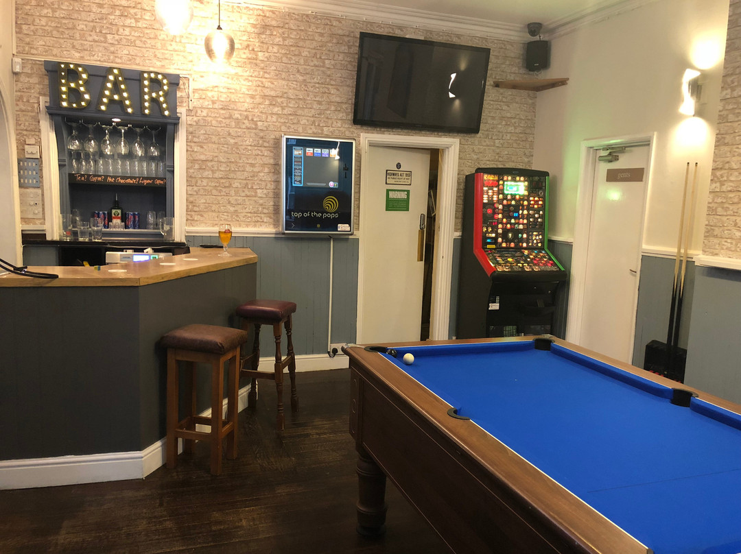 The Griffin & Well Restaurant主图