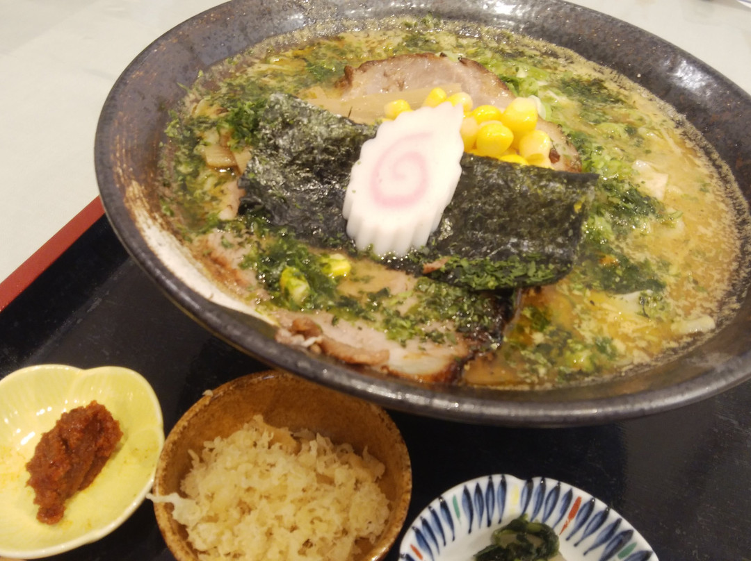 川西町餐馆和美食-Restaurant Sansan