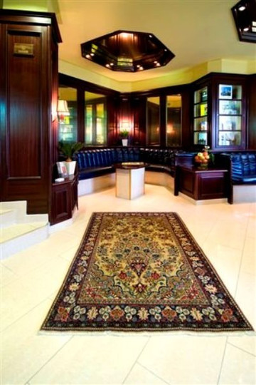 劳瑞德酒店主图