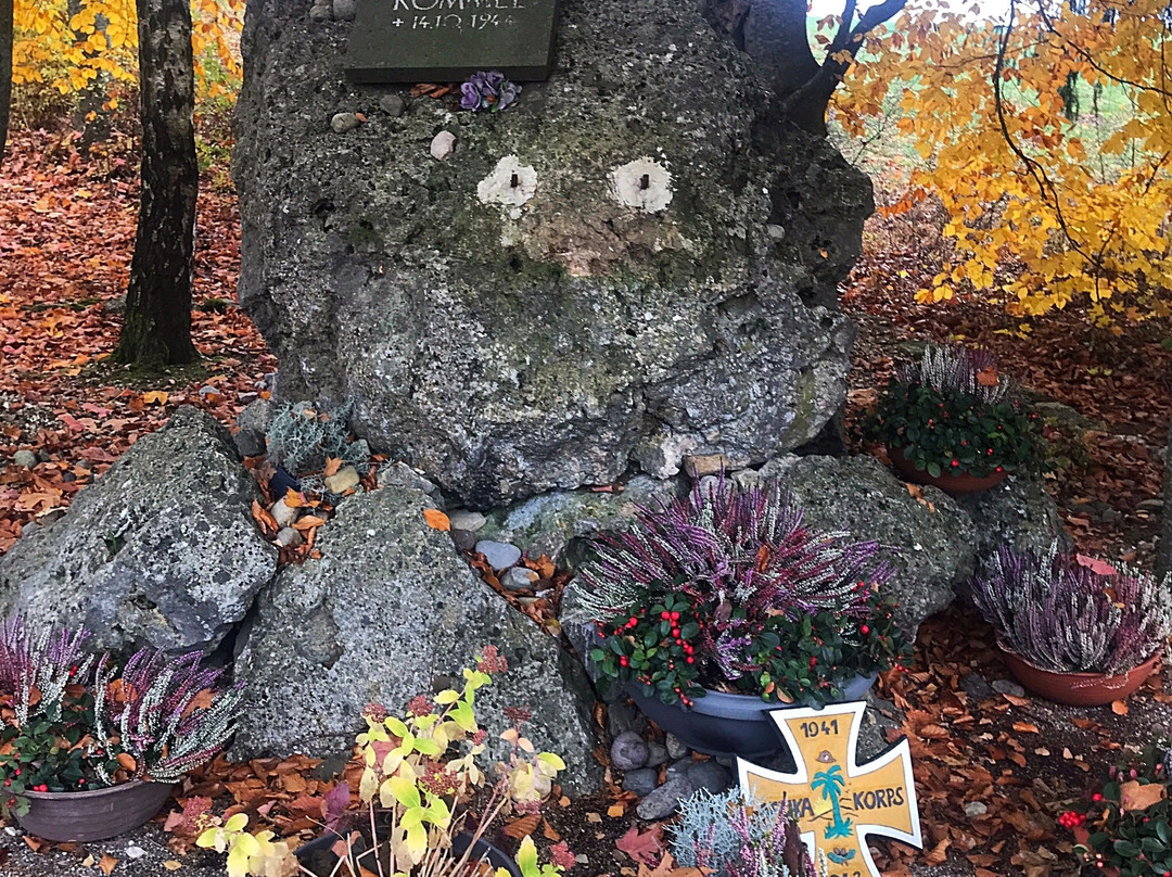 Grave Erwin Rommel-布劳施泰因必去景点