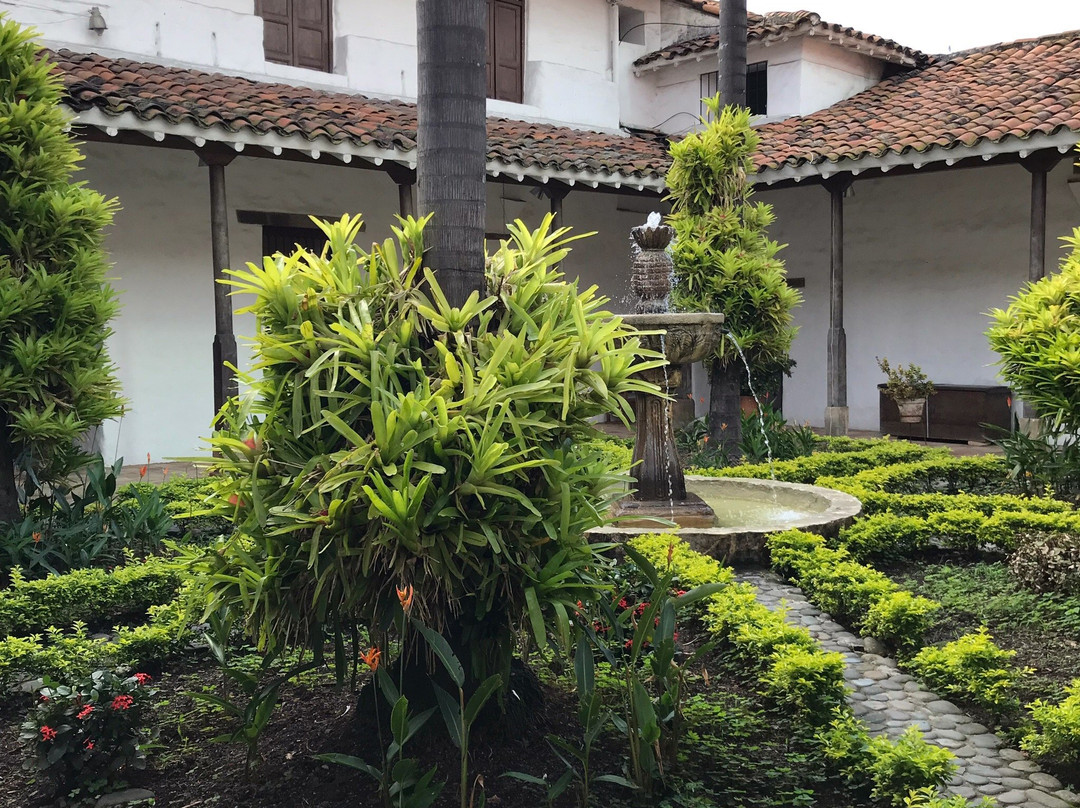 Museo de Arte Colonial y Religioso La Merced-卡利必去景点